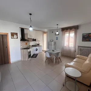 Appartamento Good's House- Ampio Vicino Al Mare, Rimini